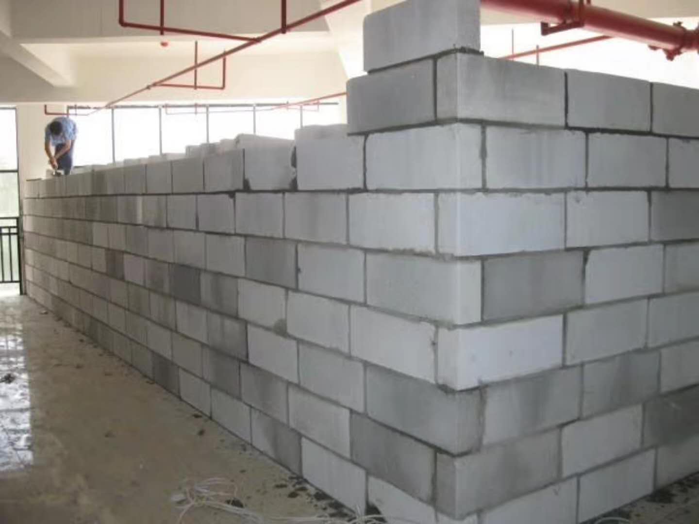 九寨沟蒸压加气混凝土砌块承重墙静力和抗震性能的研究